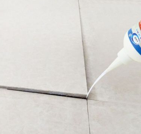 顺平瓷砖空鼓维修公司分享卫生间瓷砖脱落的原因可能有以下几点